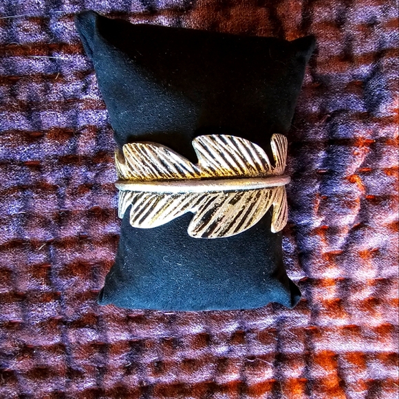 Rustic Cuff Jewelry - Rustic Cuff collection